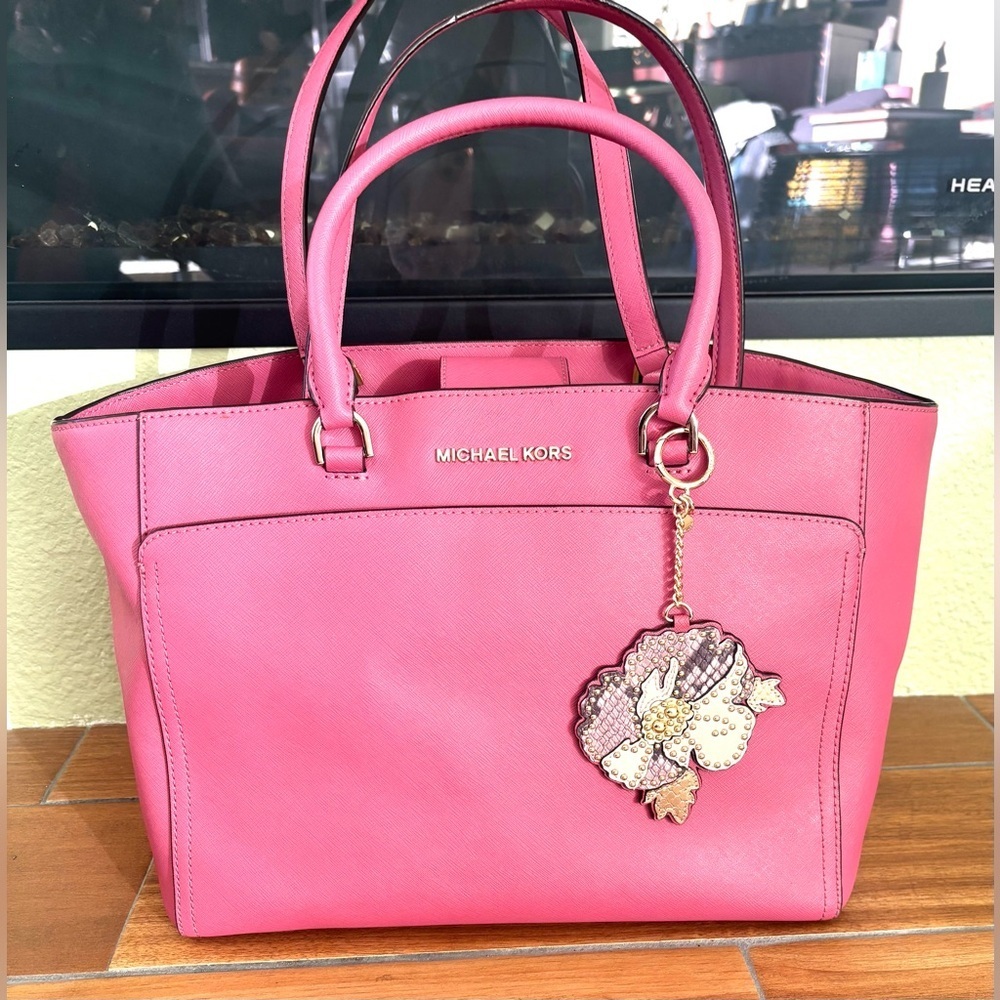 Michael Kors Large Tulip Pink EMMY Leather Tote Bag Purse w/Matching Flower Tag